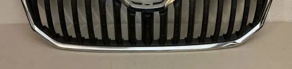 Skoda Yeti (5L) Front grill 5L0853668