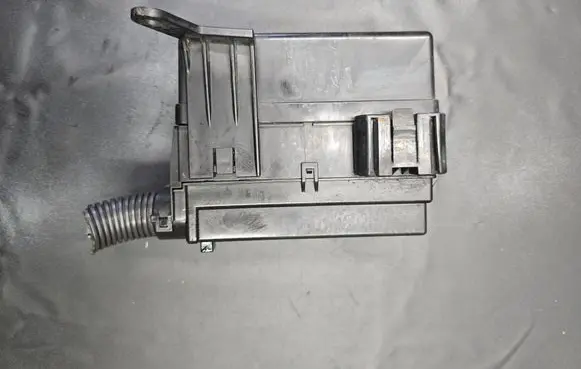 Infiniti FX Relay mounting block MIYAMOTO 12V15A 1253