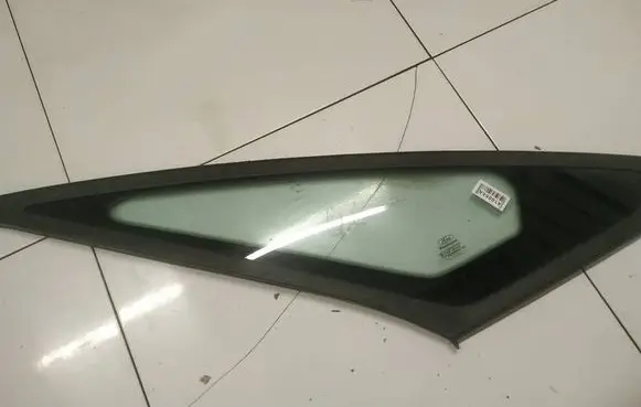 Ford S-MAX Front triangle window/glass as2