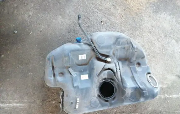 Opel Insignia A Fuel tank 13220376