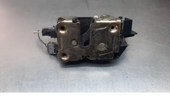 Renault Laguna I Front door lock