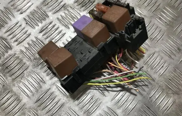 Renault Scenic I Fuse box set 7703297193