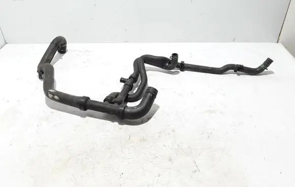 Renault Scenic III - Grand scenic III Engine coolant pipe/hose 215015626R