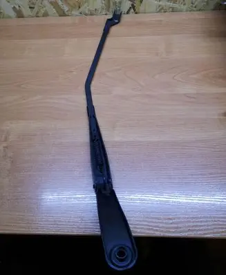 Volvo V60 Front wiper blade arm 30753508