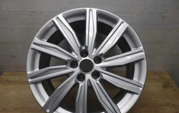 Audi A7 S7 4K8 R19 alloy rim 