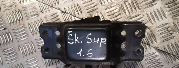 Skoda Superb B6 (3T) Engine mount bracket 1k0199555m