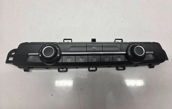Peugeot Partner III Climate control unit 98081722ZD 35252501 20181213