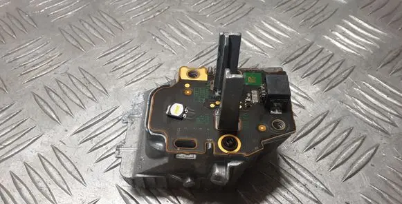 Peugeot 508 LED ballast control module B008929C