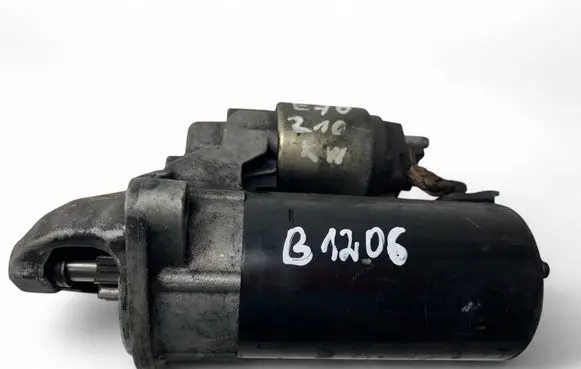 BMW X5 E70 Starter motor 0001115046