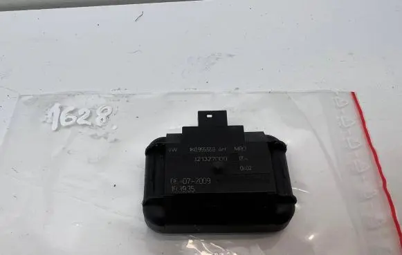 Volkswagen PASSAT B6 Rain sensor 1K0955559 08072009 321327000