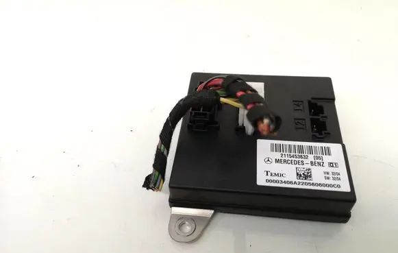 Mercedes-Benz E W211 Comfort/convenience module 2115453632