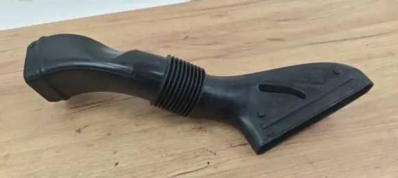 Volvo XC70 Air intake duct part 8638624