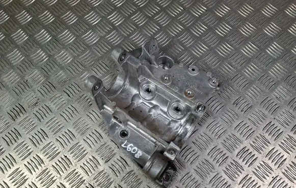 Jaguar E-Pace Driveshaft support bearing bracket J9C34H473AA 17120B0014