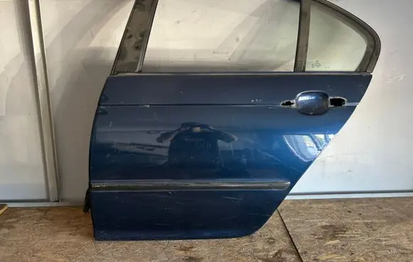 BMW 3 E46 Rear door
