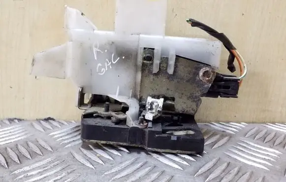 Renault Espace III Rear door lock