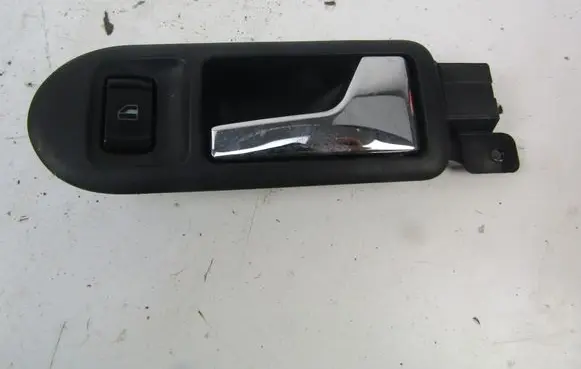 Volkswagen Golf IV Front door interior handle 