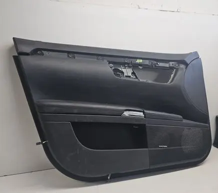 Mercedes-Benz S W221 Front door card panel trim A2217270148