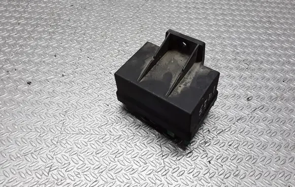 Peugeot 807 Glow plug pre-heat relay 9639912580