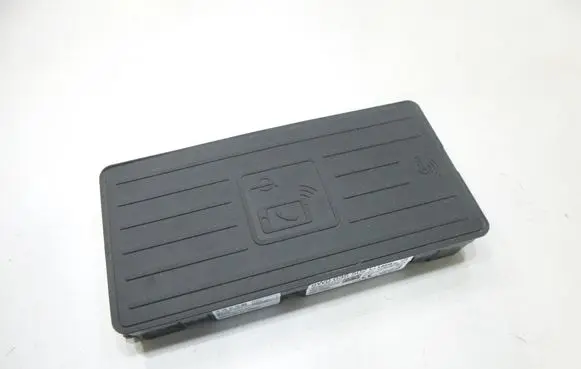 Audi A4 S4 B9 Wireless charging module 8W0035502C 4774A18300 RK718300