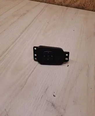 Mazda MPV Wing mirror switch LD4766600 03200321