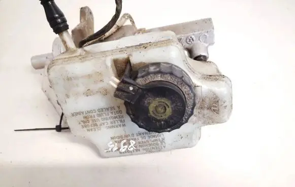 Seat Leon (1P) Brake fluid reservoir 1k1611301s