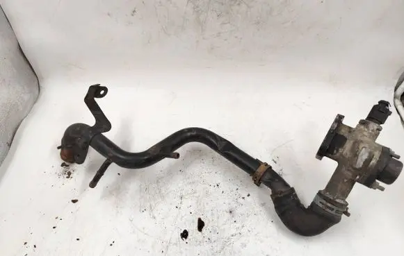 Audi A3 S3 8L Engine coolant pipe/hose 038121133A