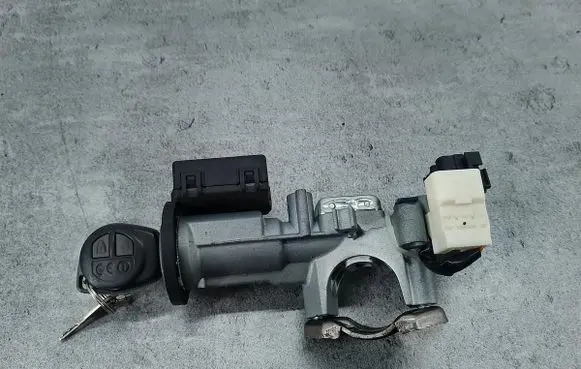 Suzuki SX4 Ignition lock 33970-65J00