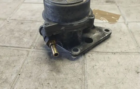 Peugeot Partner Vacuum pump 72264600 02T017