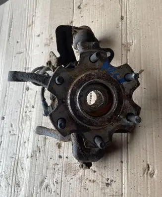 Mitsubishi Pajero Front wheel hub spindle knuckle