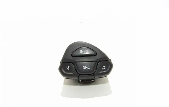 Steering wheel buttons/switches