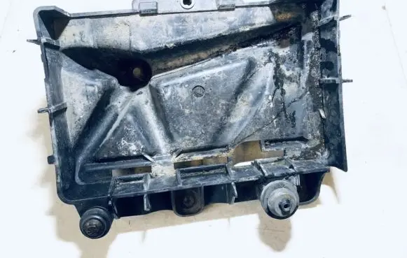 Skoda Roomster (5J) Battery box tray 6Q0915331