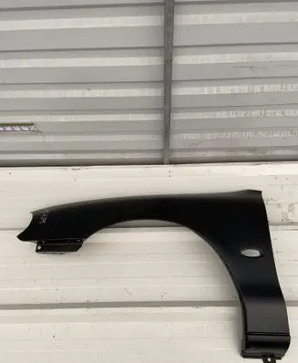 Ford Mondeo Mk III Fender 1024176