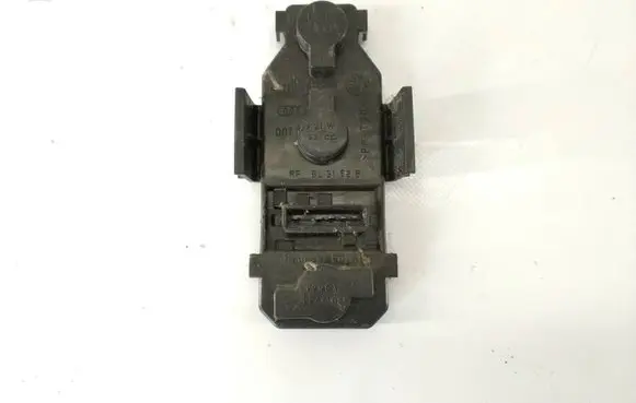 Audi A6 S6 C5 4B Tail light bulb cover holder BL3158B