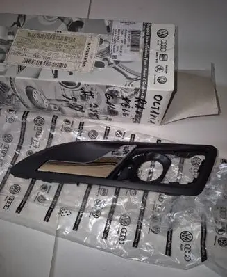 Skoda Octavia Mk2 (1Z) Front indicator light 1Z0839221 1000835911 PAS075048