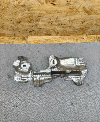 Opel Vivaro Heat shield in engine bay 118342379R