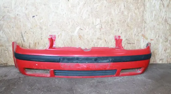 Volkswagen Golf IV Front bumper