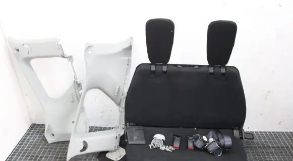 Mitsubishi Outlander Other seats 