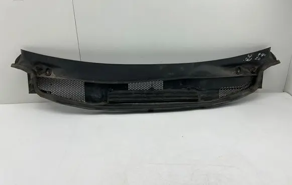 Mercedes-Benz A W169 Wiper trim A1698300013