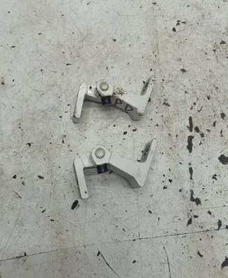 Volkswagen Touareg II Front door hinge set 