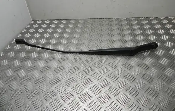 Volkswagen PASSAT B8 Rear wiper blade arm 3G1955410 T6779