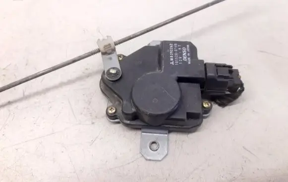 Mitsubishi Galant Tailgate boot lock/latch motor MR292262 1015280140