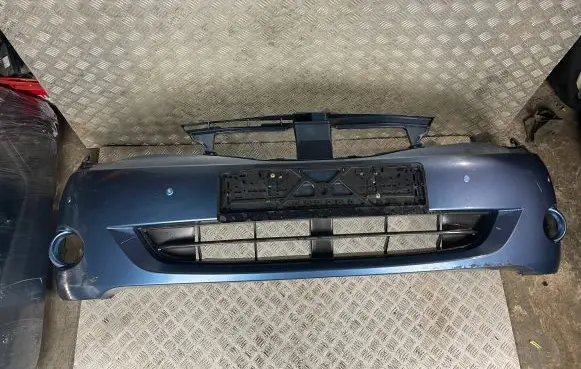 Subaru Impreza III Front bumper