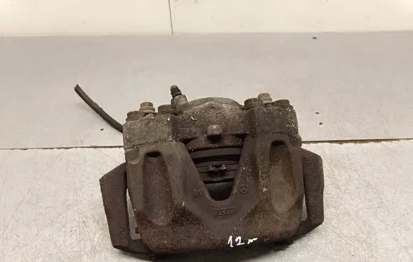 Mercedes-Benz E W212 Front brake caliper 