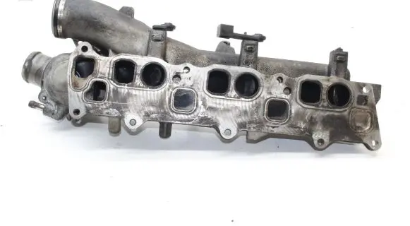 Jeep Grand Cherokee (WK) Intake manifold