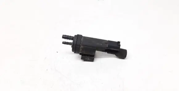 Mercedes-Benz C W204 Vacuum valve 0025401497