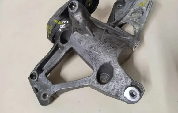 BMW 1 F20 F21 A/C compressor mount bracket 7603346
