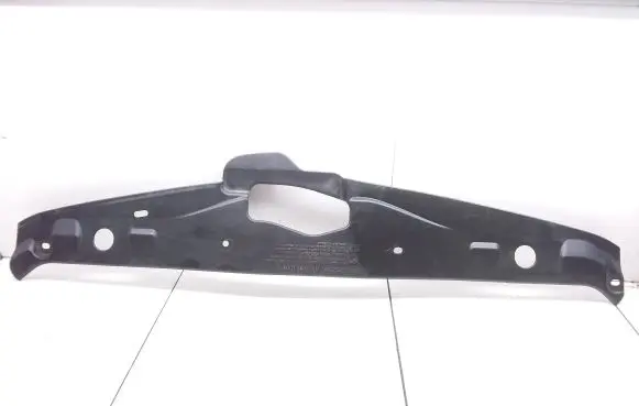 Engine bonnet/hood lock trim molding