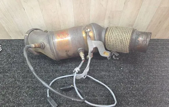 BMW 3 F30 F35 F31 Catalyst/FAP/DPF particulate filter 8638227 18328630246 8630246
