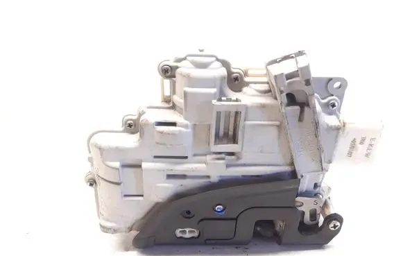 Audi A6 S6 C6 4F Rear door lock 4F0839015C