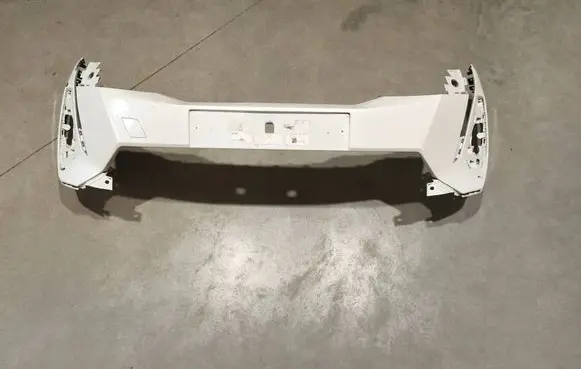 Peugeot 3008 II Front bumper 9836768577
